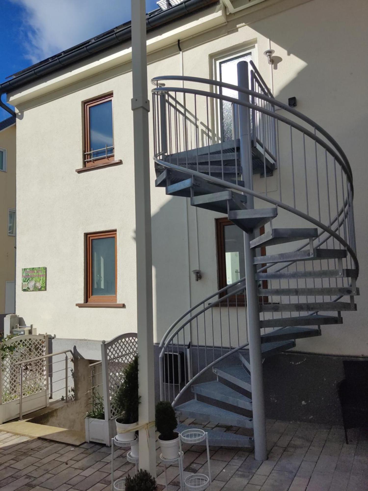 Protea Inn Ferienwohnungen Bad Nauheim Bagian luar foto